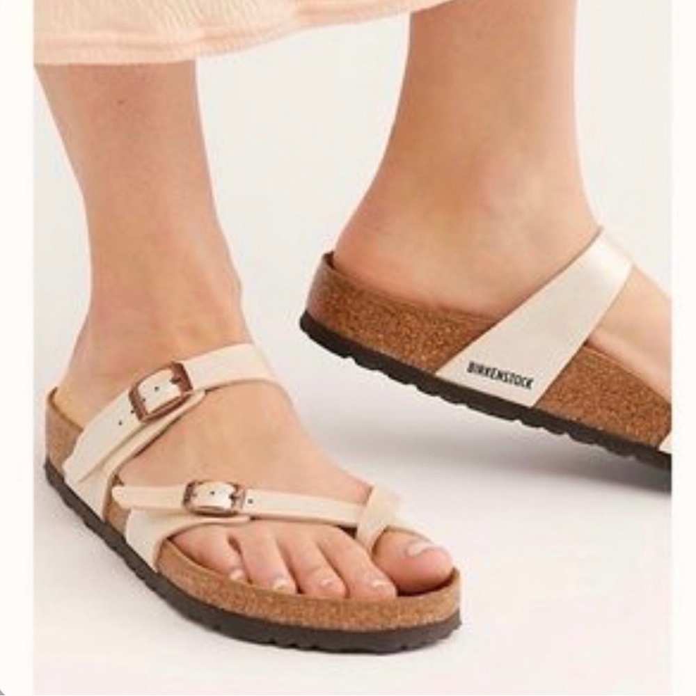 Birkenstock Mayari Pearlescent Cream/White Sandals Size 8.5